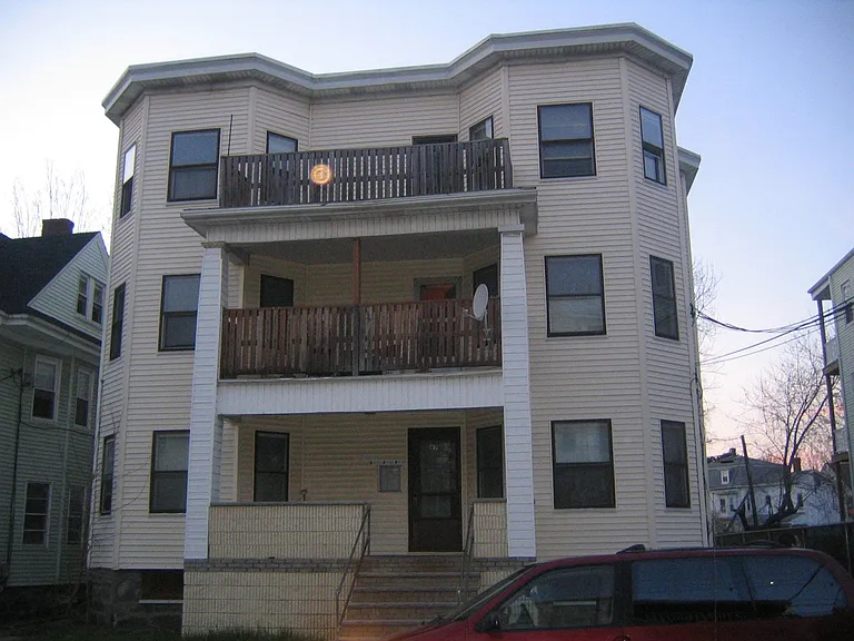 87 Easton St #1 — Photo 9