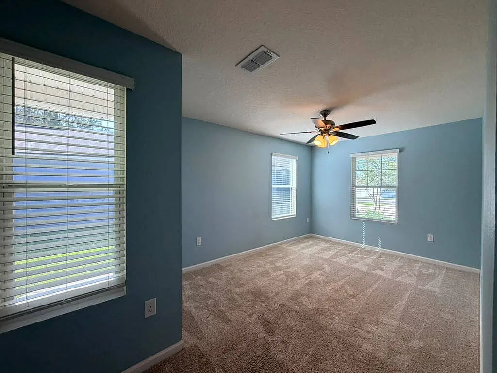 4 bed, 2.0 bath, $2,200 — Photo 3