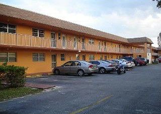 1st image of 19255 NE 2nd Ave APT 2203