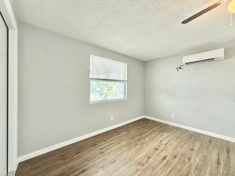 638 180th Ave E #1 — Photo 21
