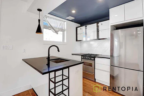 Rented by Rentopia | media 25