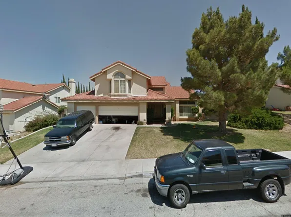 38840 Edgemont Dr, Palmdale, CA 93551