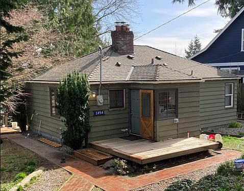 Exterior 3454 - 36th Ave West