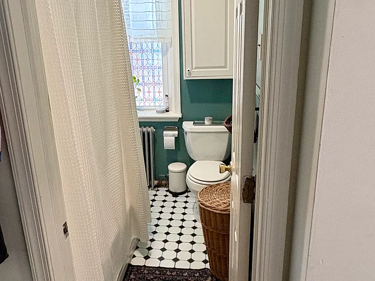 471 Gerhard St #1 — Photo 3