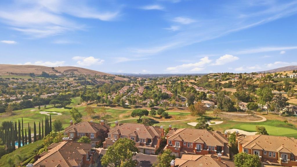 2317 Silver Breeze Court 2
