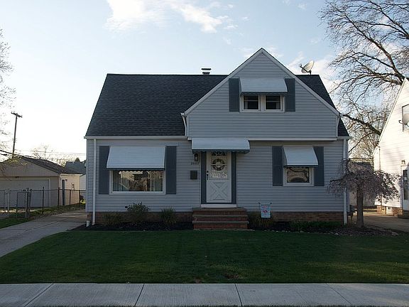 4th image of 28907 Beechwood Dr