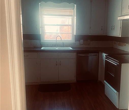 5th image of 1115 N Woodleigh Cir