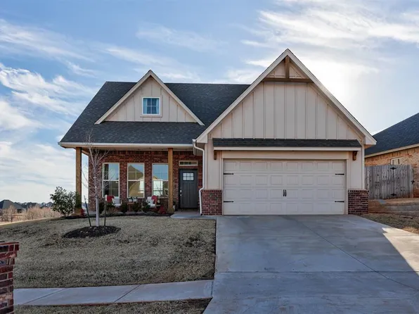 18524 Autumn Grove Dr, Edmond, OK 73012