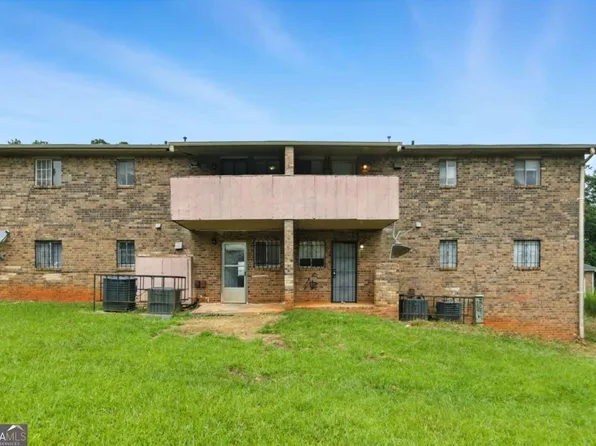 688 Waverly Pl, Clarkston, GA 30021