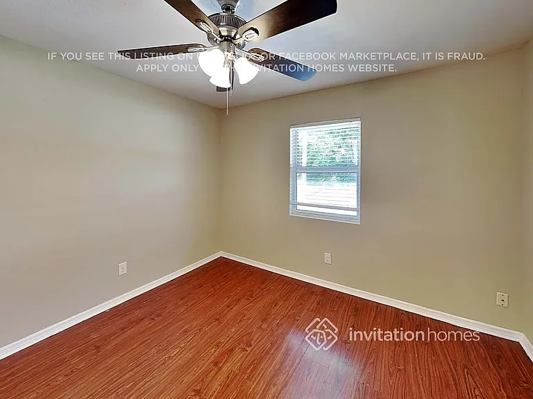 923 38th St W — Photo 11