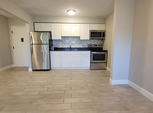 156 Bull Hill Ln #B9, West Haven, CT 06516