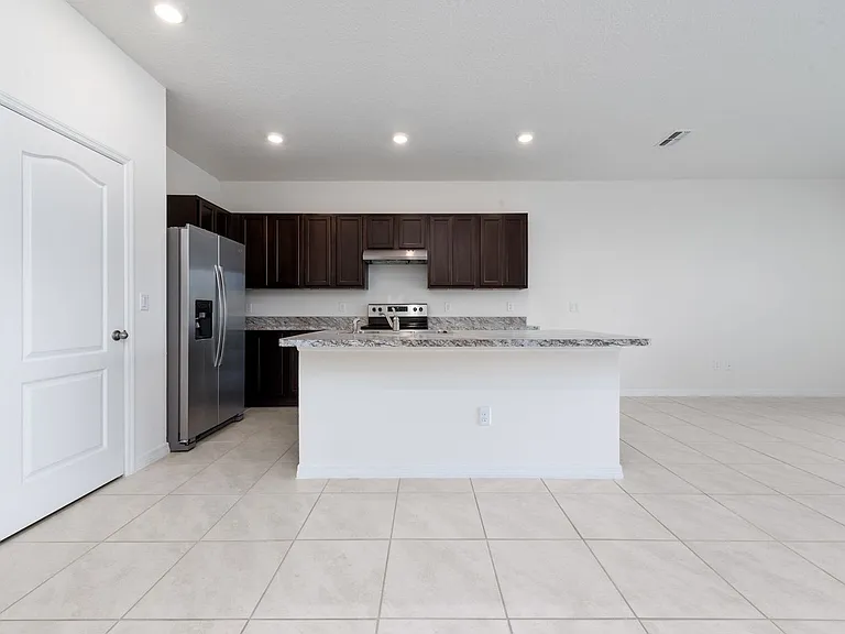 1153 Blue Jay Dr — Photo 8