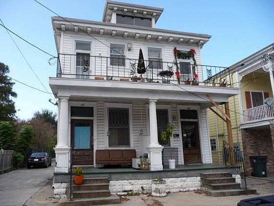 1st image of 117 N Alexander St