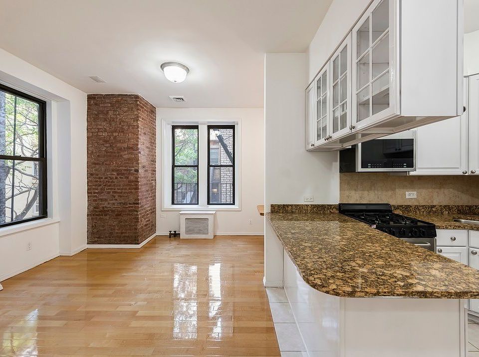 1st image of 66 W 77th St APT 41