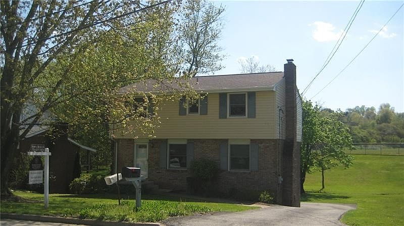 1st image of 12 Meadow Dr