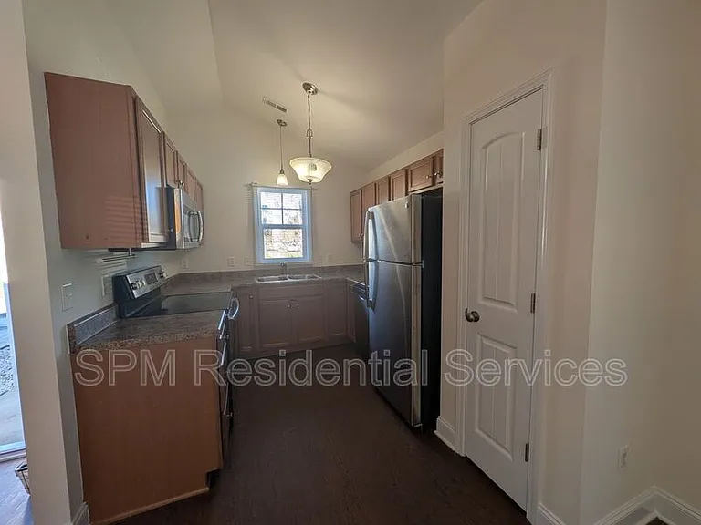 726 Kidder St — Photo 4