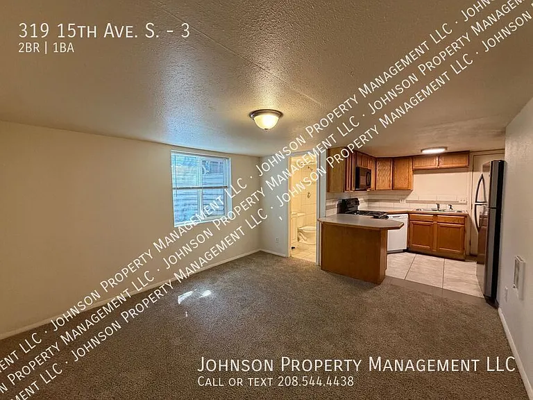 319 15th Ave S #3 — Photo 6