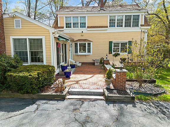 5th image of 251 Cedar Grove Road