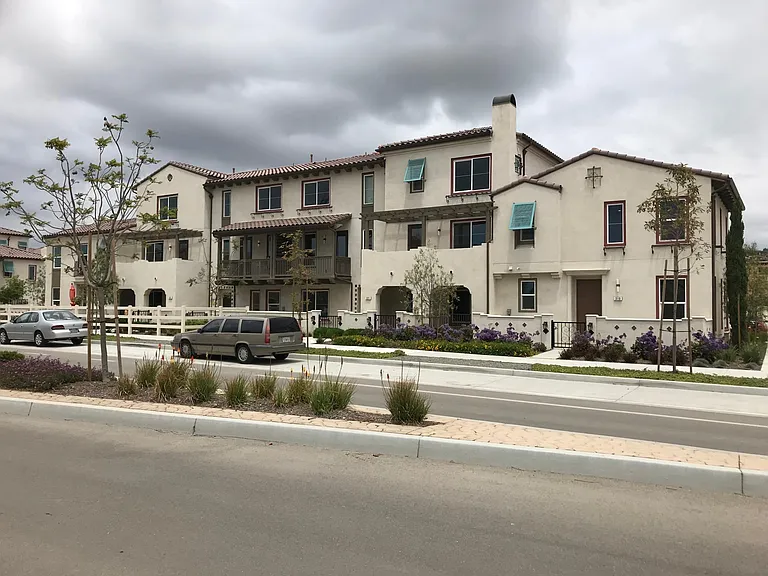 363 Solares St — Photo 10