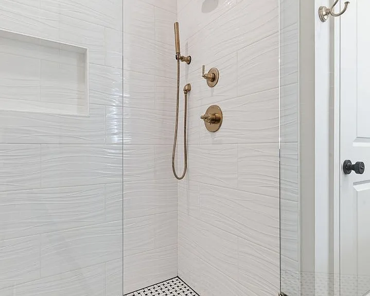 6305 Robertson Ave #6 — Photo 19