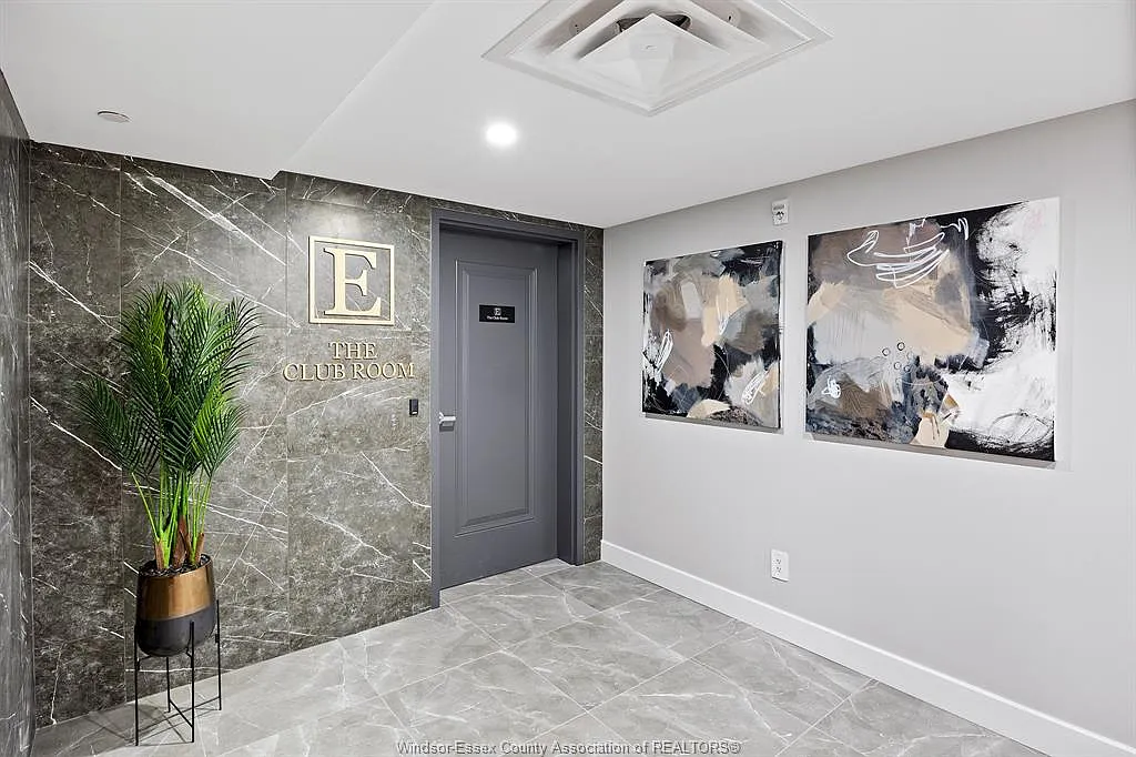 2 bed, 2.0 bath, 1083 sqft, $2,400 — Photo 3