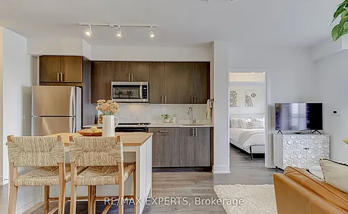 2550 Simcoe St N Photo 1