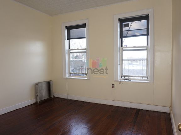 2nd image of 1917 8th Ave #3L
