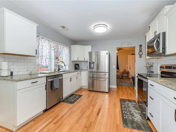 207 N Jonesville Blvd, Jonesville, NC 28642