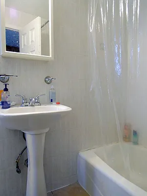 Rented by J Misrahi Realty Corp | media 7