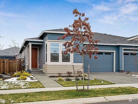 2nd image of 14929 207th Avenue E