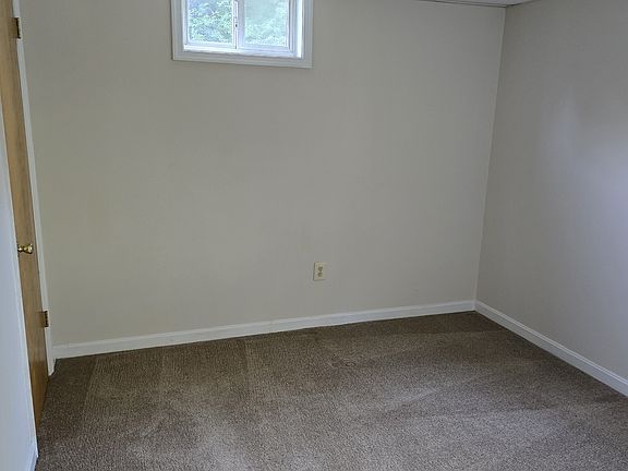 5th image of 1330 Flag Harbor Blvd #A