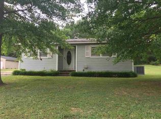 256 Pin Oak Dr, Dyersburg, TN 38024