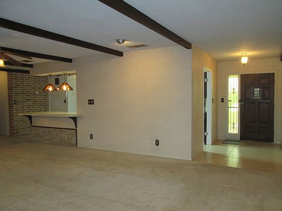 4th image of 131 W Harvey St
