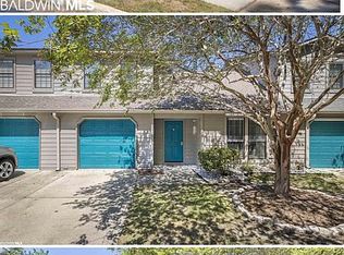 389 Clubhouse Dr APT HH3, Gulf Shores, AL 36542