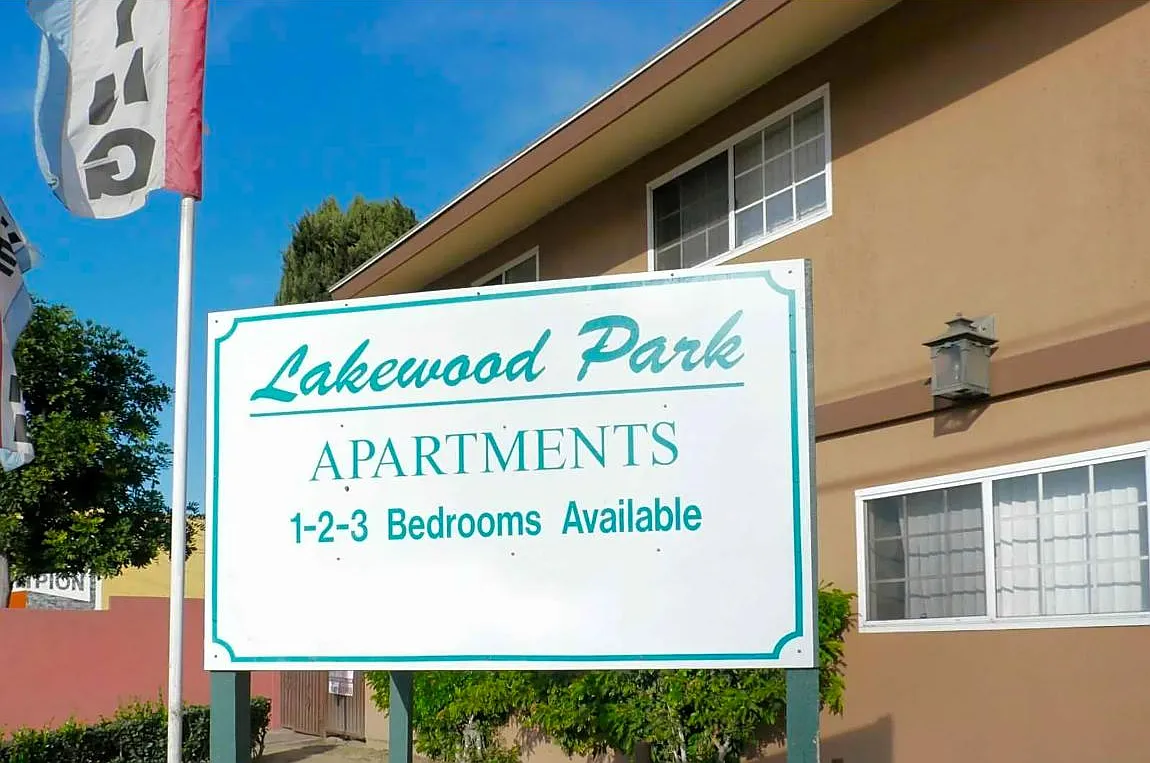 Lakewood Park — Photo 3