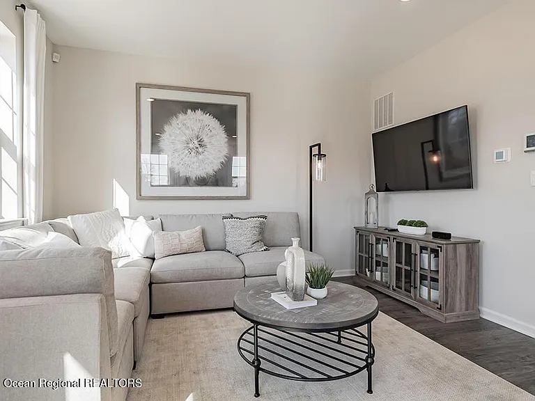 14 Mantoloking Dr — Photo 15