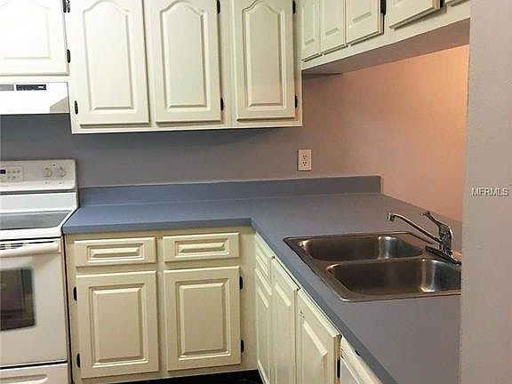 4th image of 626 Kenwick 204 Cir