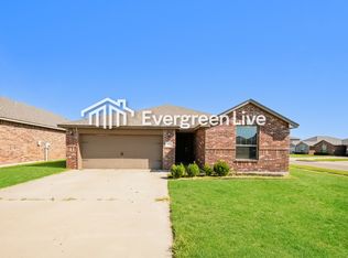 821 NW 5th St, Newcastle, OK 73065