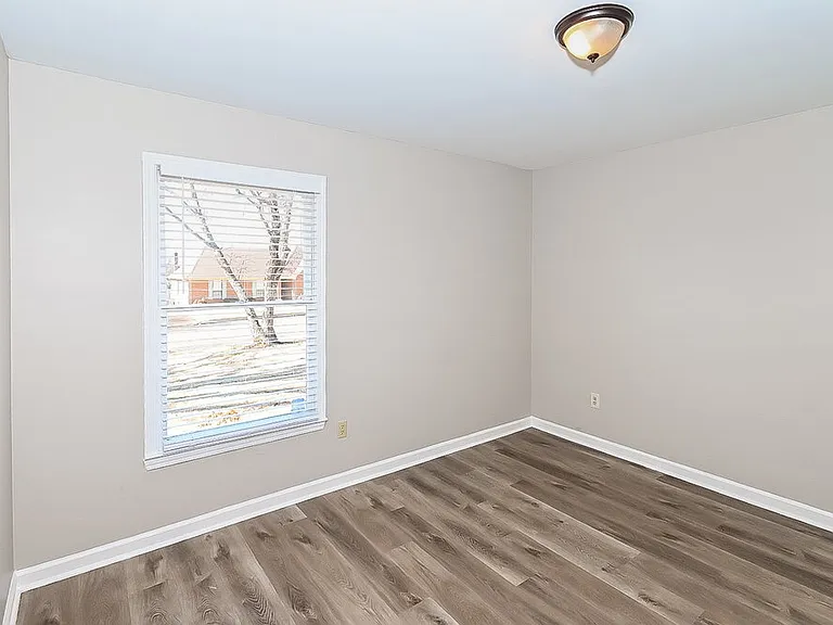 5404 Pear Dr — Photo 13