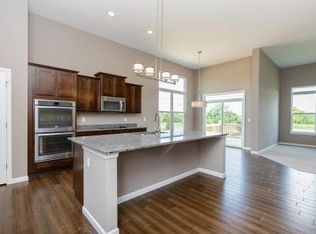 4344 Hawks Rdge Pyne Inventory Drive, oakville, MO 63129