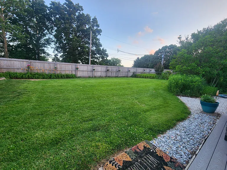 536 Saint Josephs Dr — Photo 3