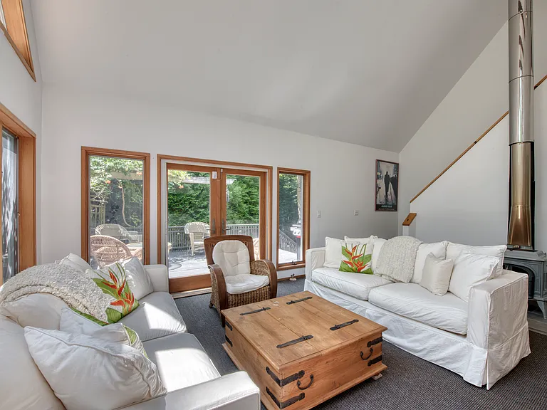 6 Eli Cir — Photo 4