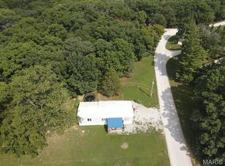 28567 Comanche Trl, Canton, MO 63435