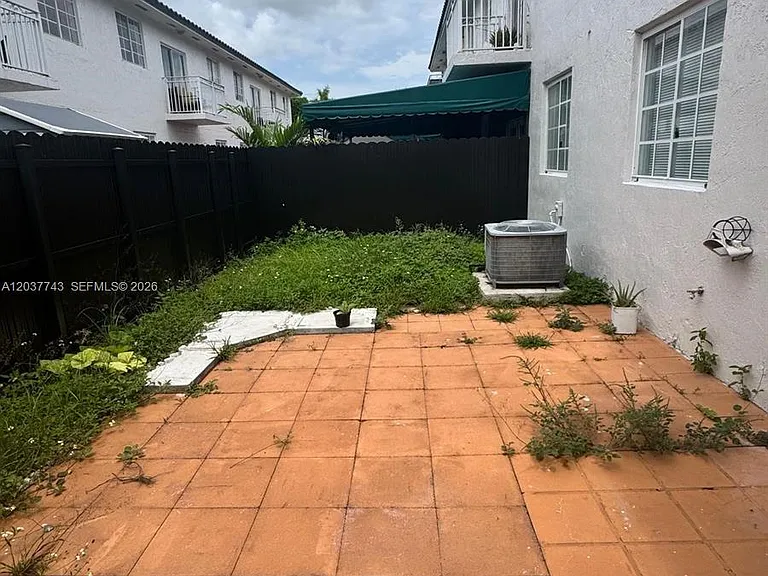 7502 NW 175th St #7502 — Photo 16