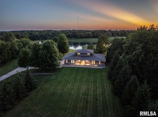 6 Marty Ln, Macomb, IL 61455