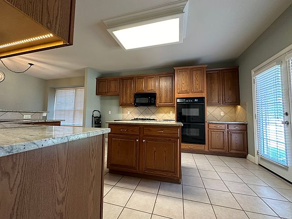 2nd image of 1616 Redcedar Dr