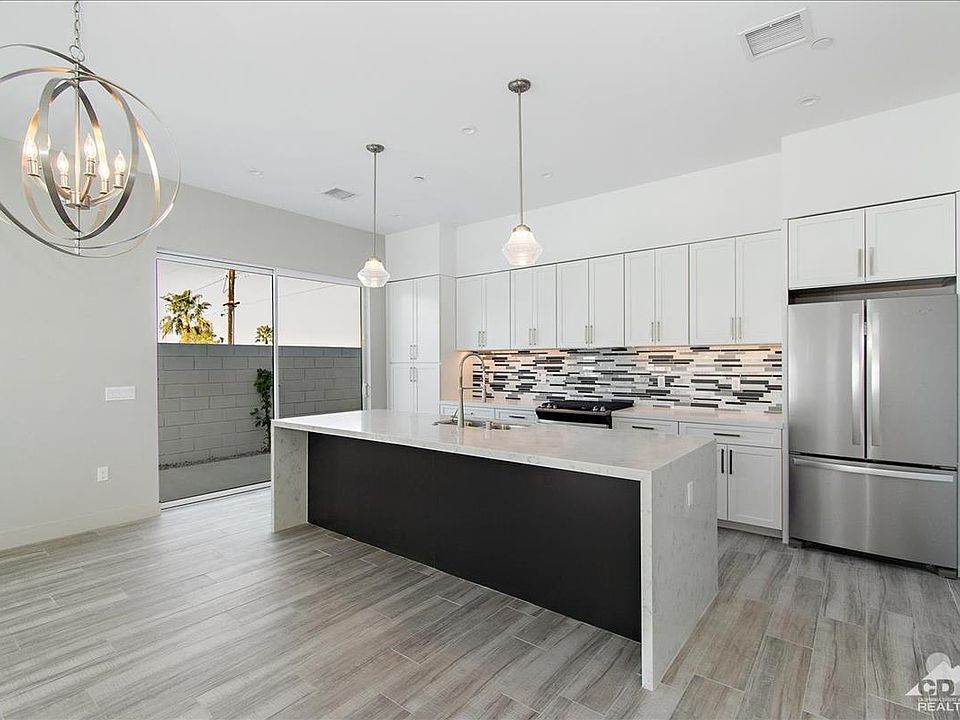 1st image of 54510 Avenida Vallejo