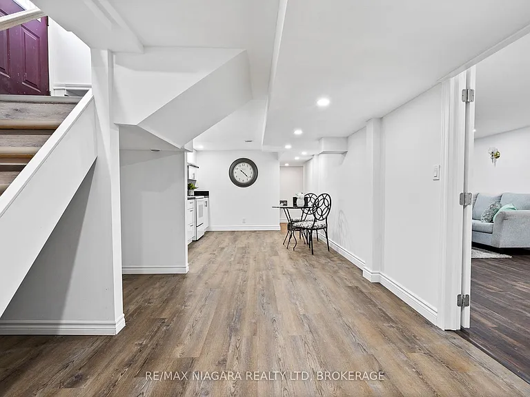 8235 Paddock Trail Dr #LOWER — Photo 4