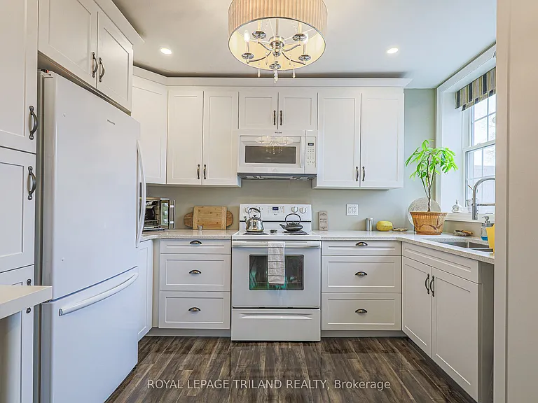 713 King St #1 — Photo 5