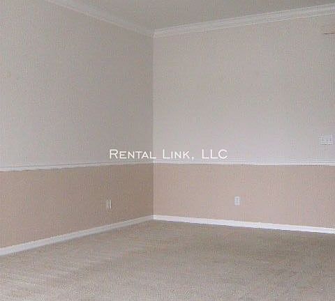 4th image of 4199 Bellasol Cir APT 612